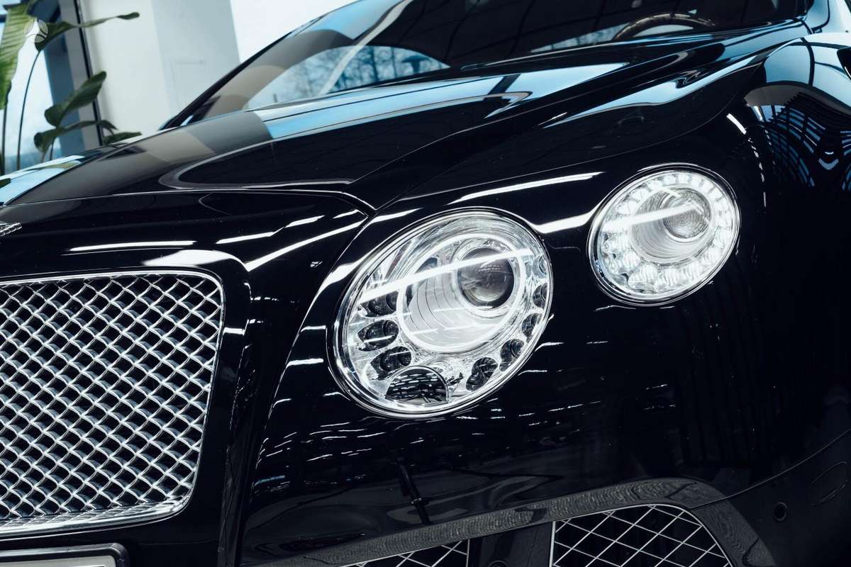 Bentley Continental, 6.0 l., coupe