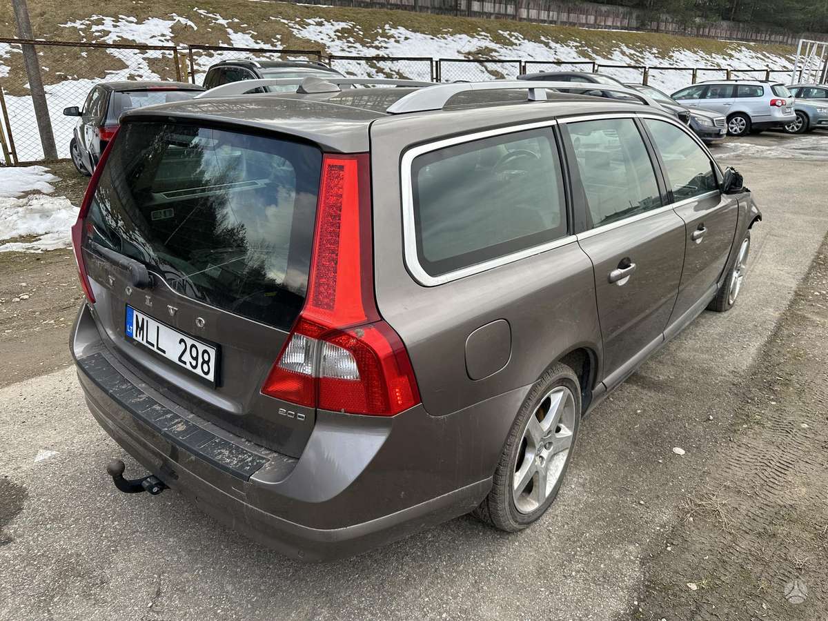 Volvo V70, 2.0 l., wagon