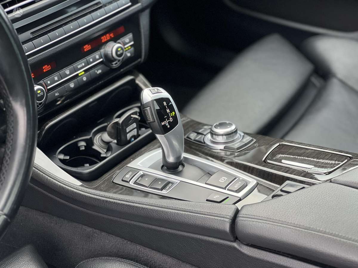 BMW 525, 2.0 l., universalas