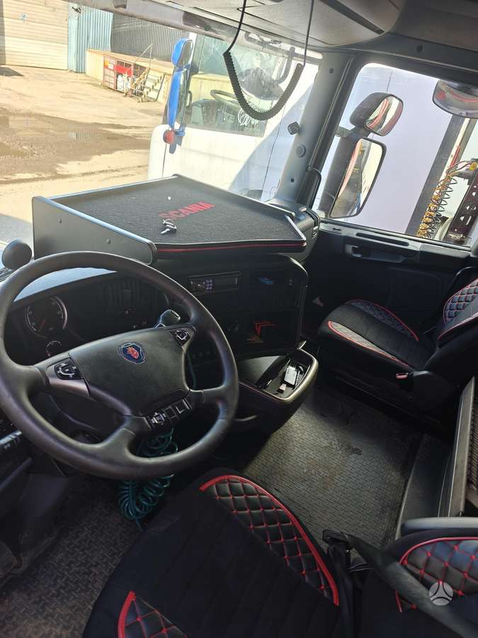 Scania R420, double sleeper