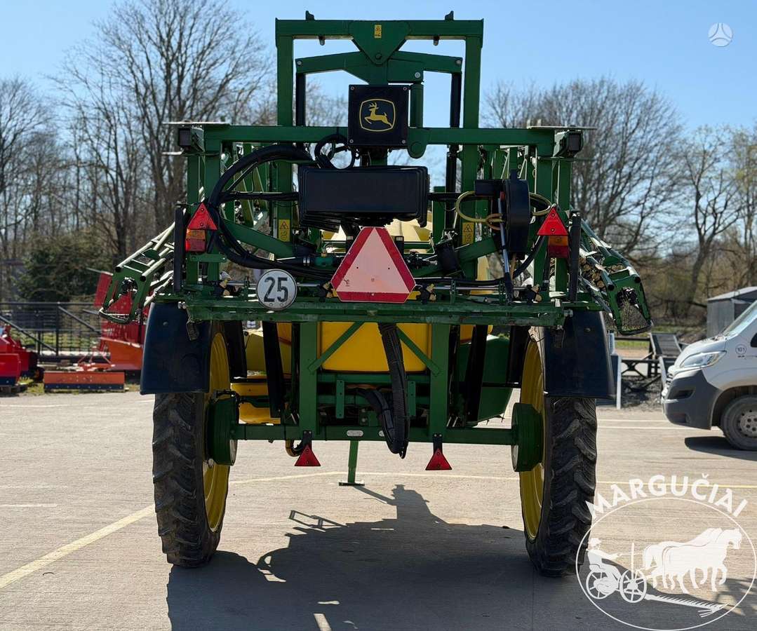 John Deere 732, 3200 ltr, 24 m, sprayers