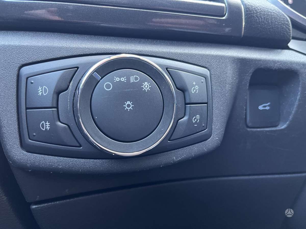 Ford Mondeo, 2.0 l., hečbekas