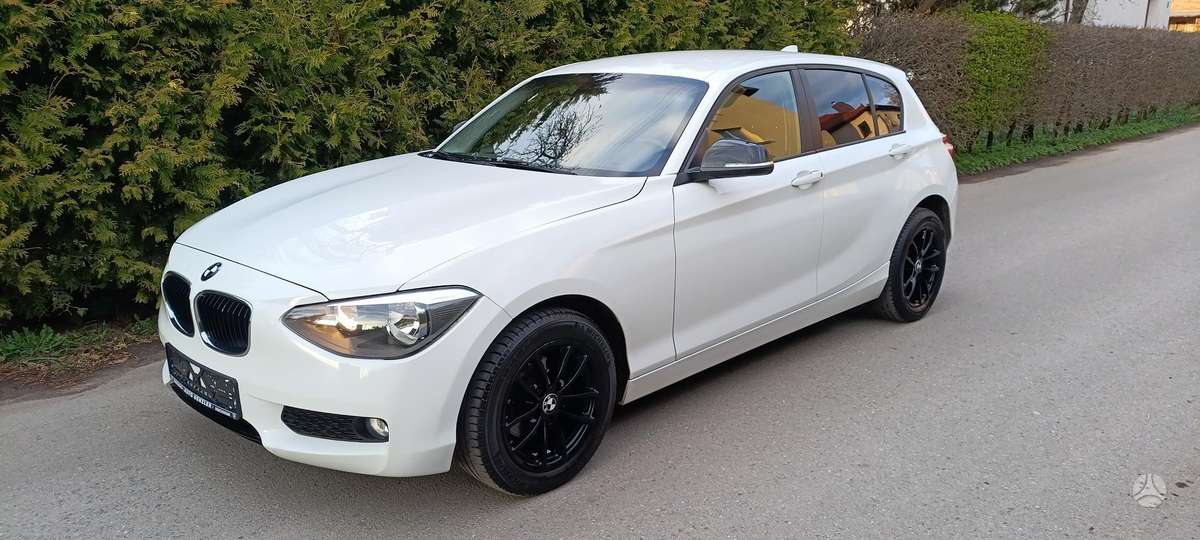 BMW 114, 1.6 l., Хэтчбек