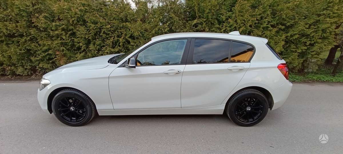 BMW 114, 1.6 l., hatchback
