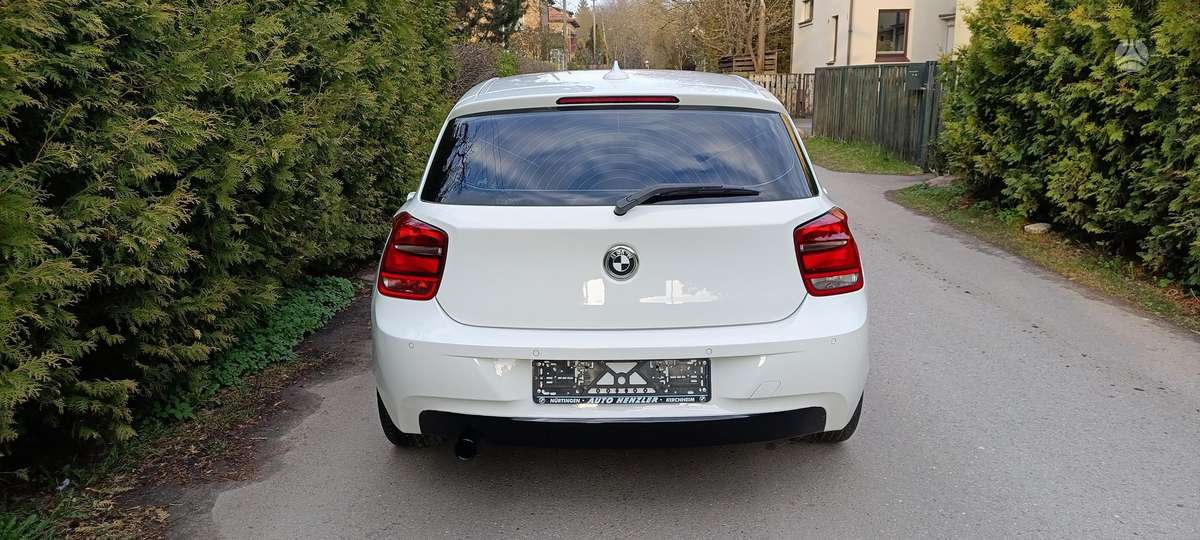 BMW 114, 1.6 l., Хэтчбек