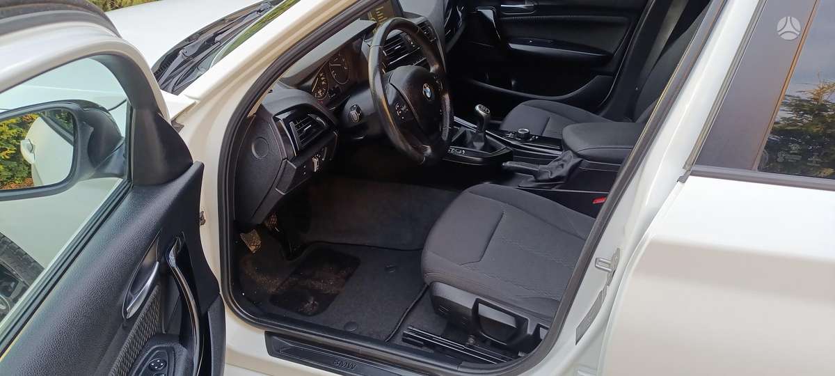 BMW 114, 1.6 l., Хэтчбек