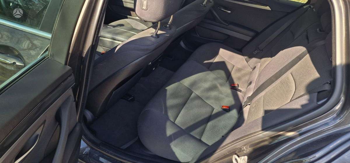 BMW 520, 2.0 l., wagon