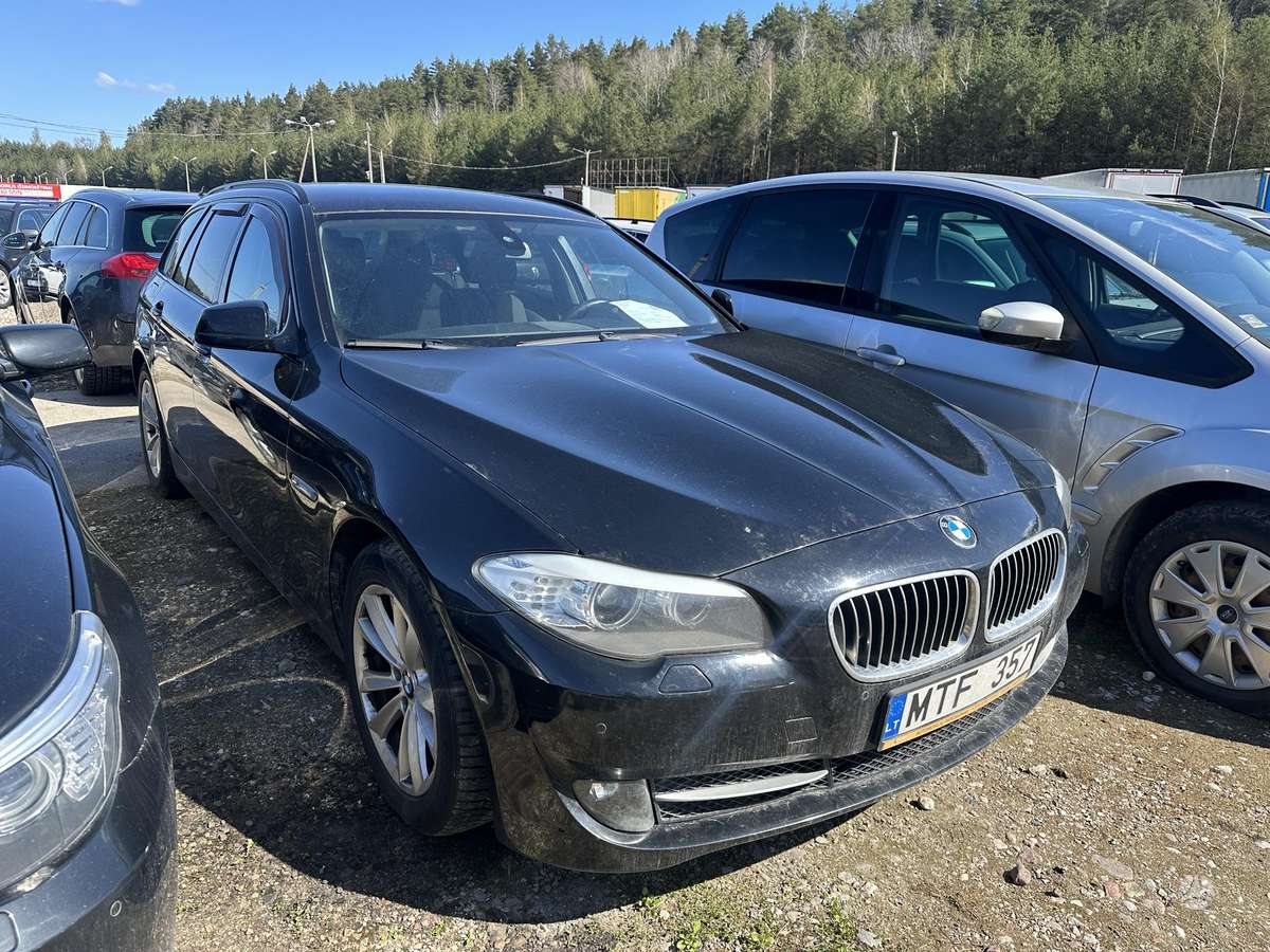 BMW 520, 2011