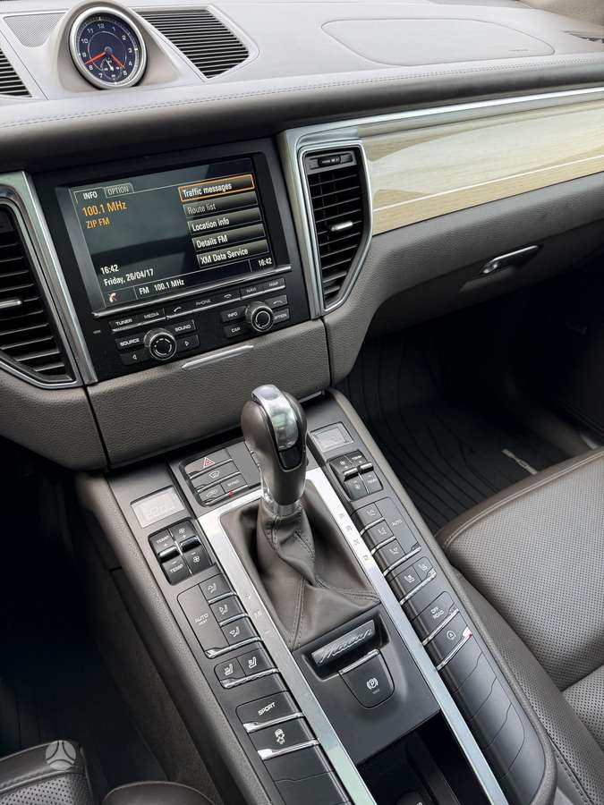 Porsche Macan, 3.0 l., Внедорожник / Кроссовер