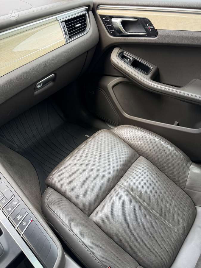 Porsche Macan, 3.0 l., Внедорожник / Кроссовер