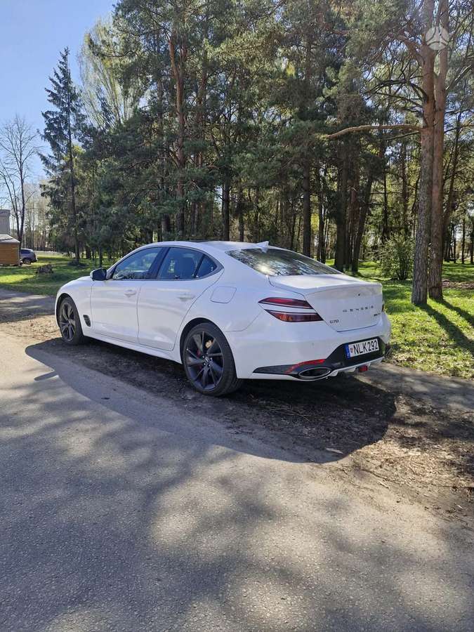 Genesis G70, 3.3 l., Седан