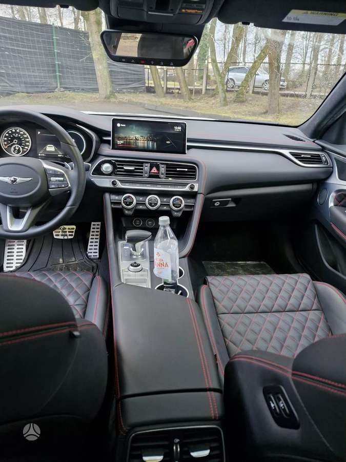 Genesis G70, 3.3 l., Седан