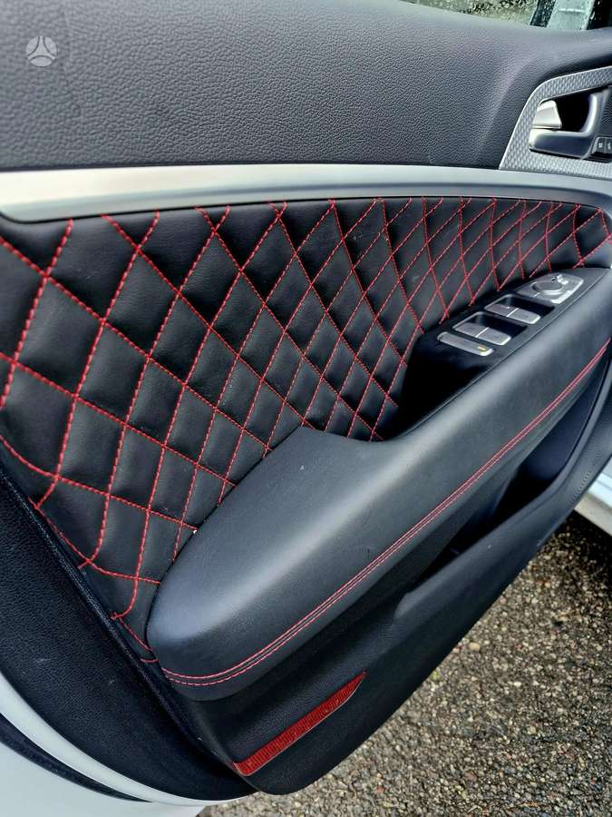 Genesis G70, 3.3 l., Седан