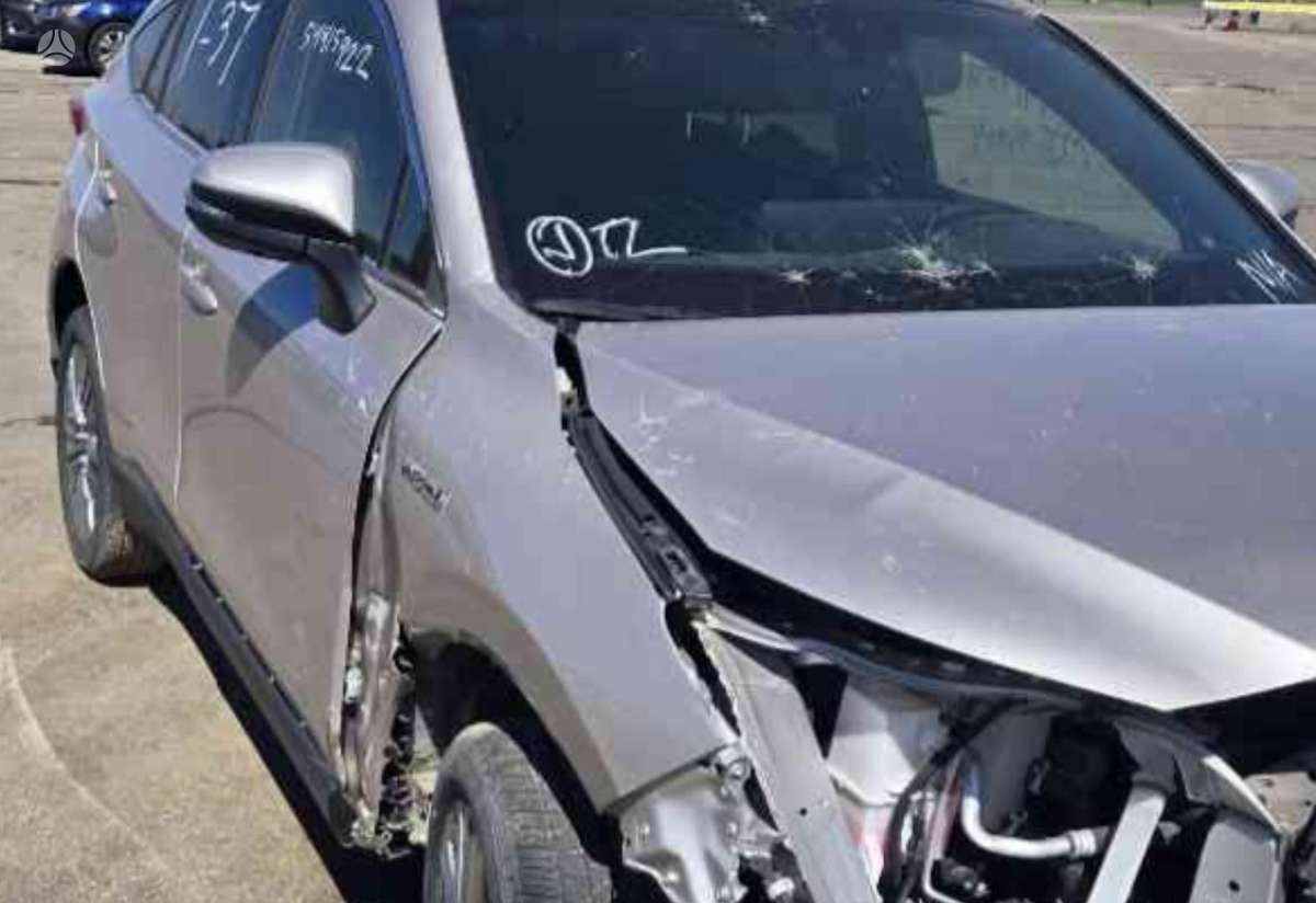 Toyota Venza - 4