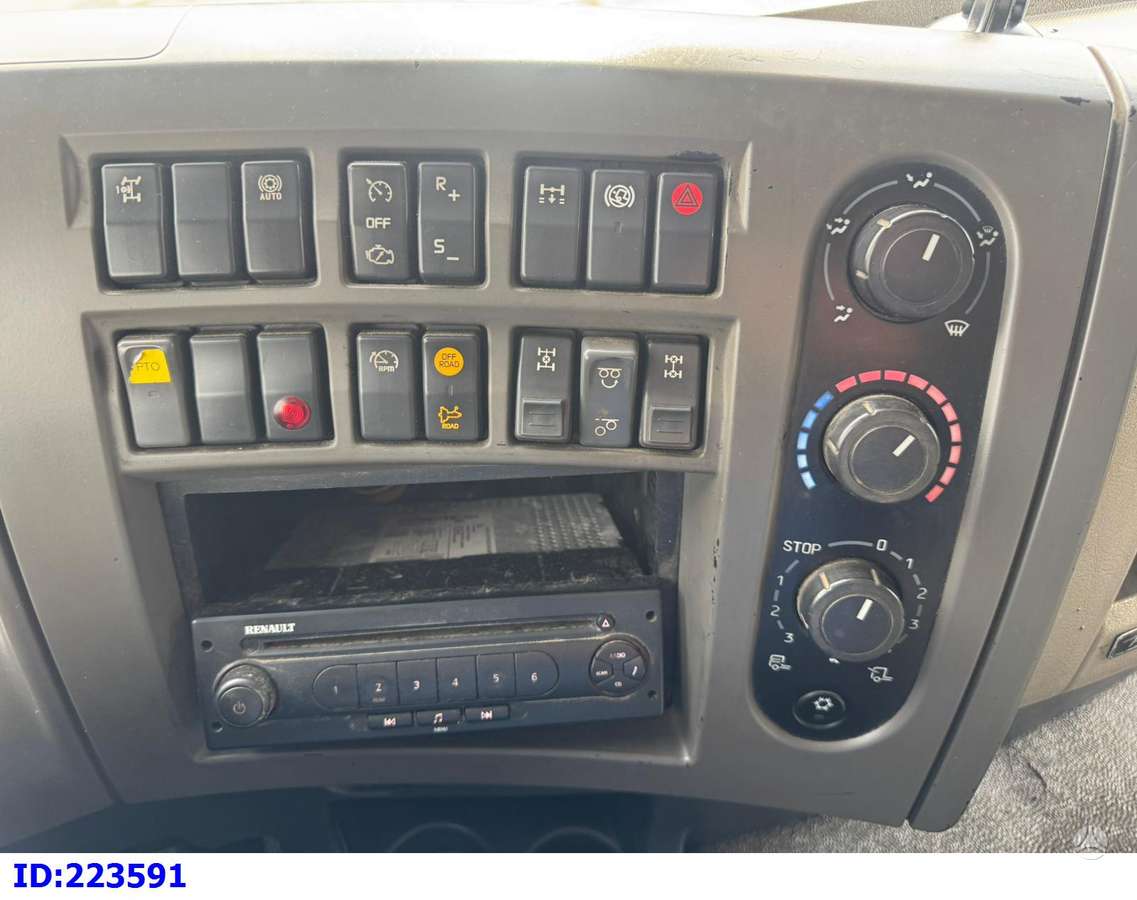Renault Lander 430 8x4 FullSteel, шасси