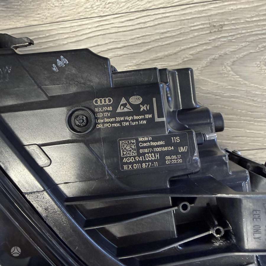 Audi A6 žibintai