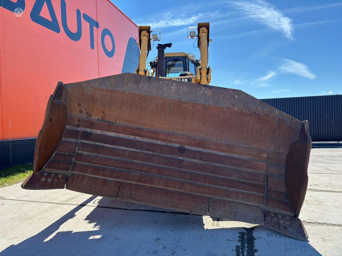 Caterpillar D 8 N, buldozeriai