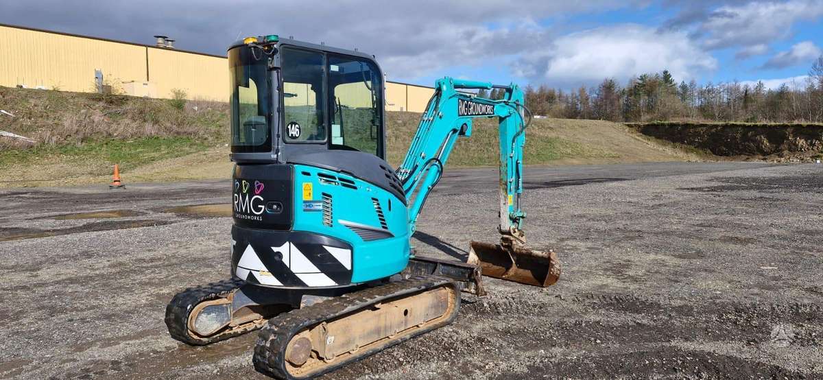 Kobelco SK28SR, mini excavator