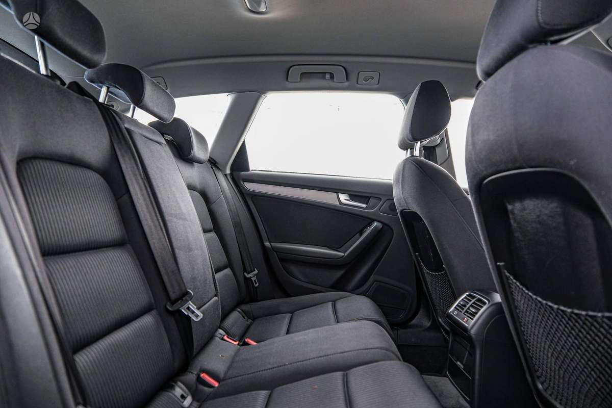 Audi A4, 2.0 l., Универсал