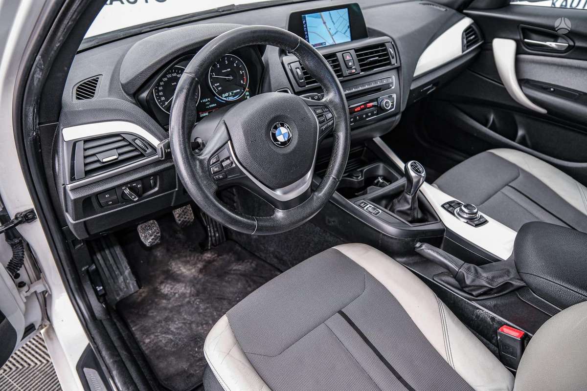 BMW 116, 1.6 l., Хэтчбек