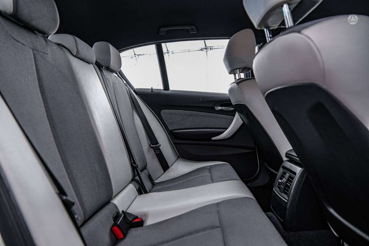 BMW 116, 1.6 l., Хэтчбек