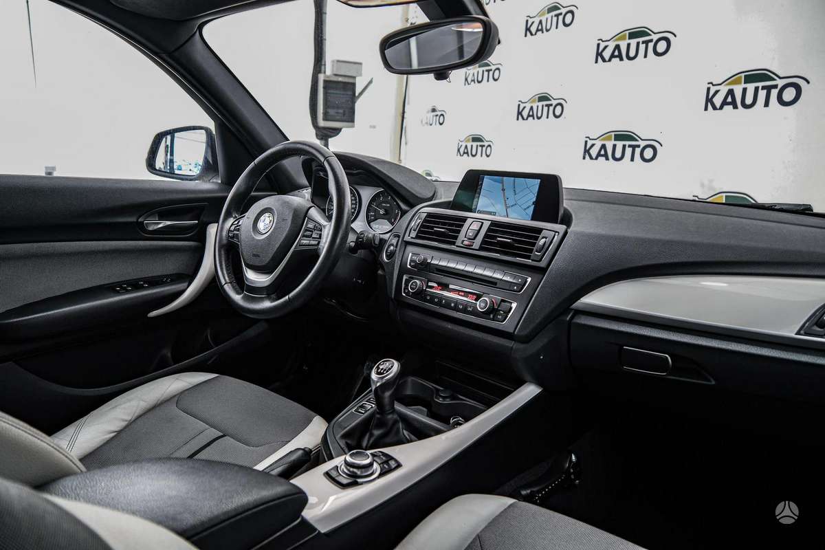 BMW 116, 1.6 l., hatchback