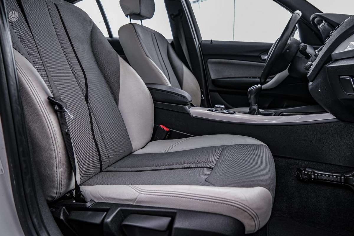 BMW 116, 1.6 l., Хэтчбек