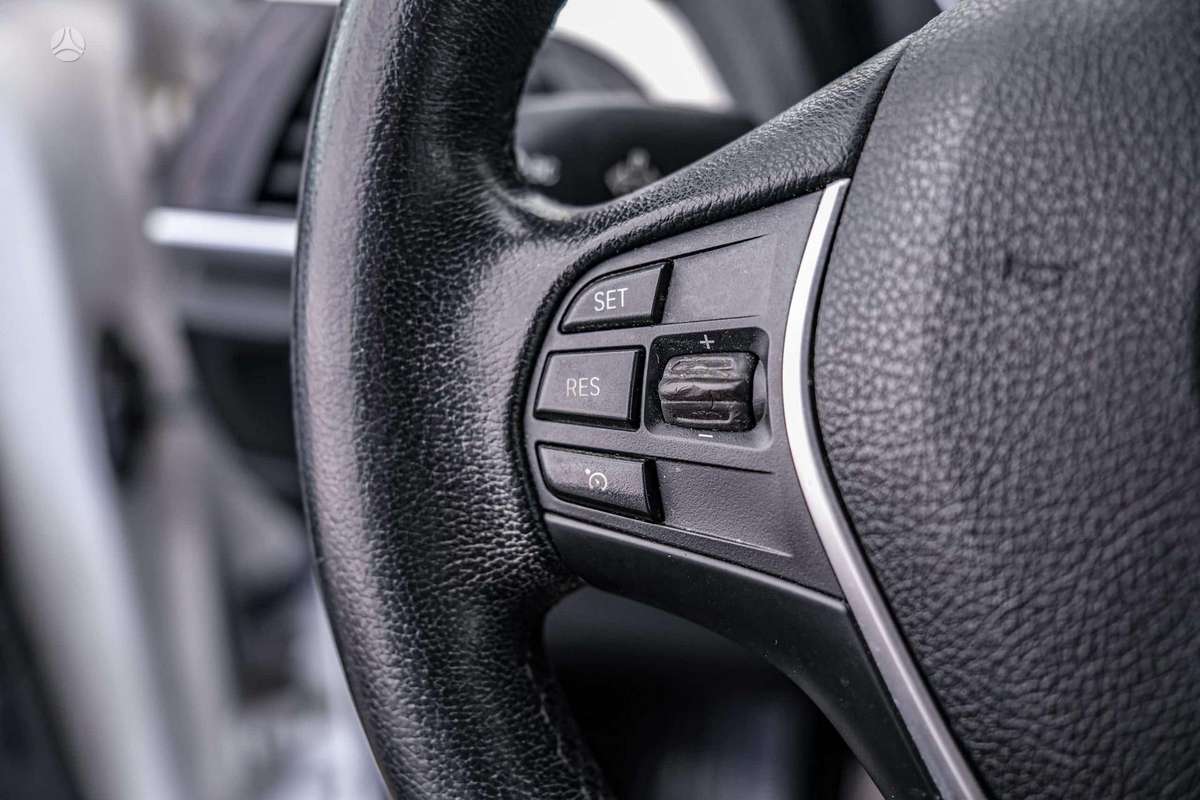 BMW 116, 1.6 l., hatchback