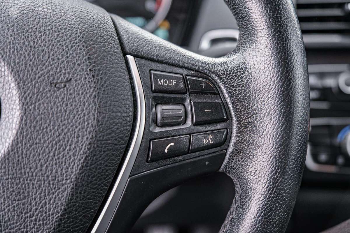 BMW 116, 1.6 l., hatchback