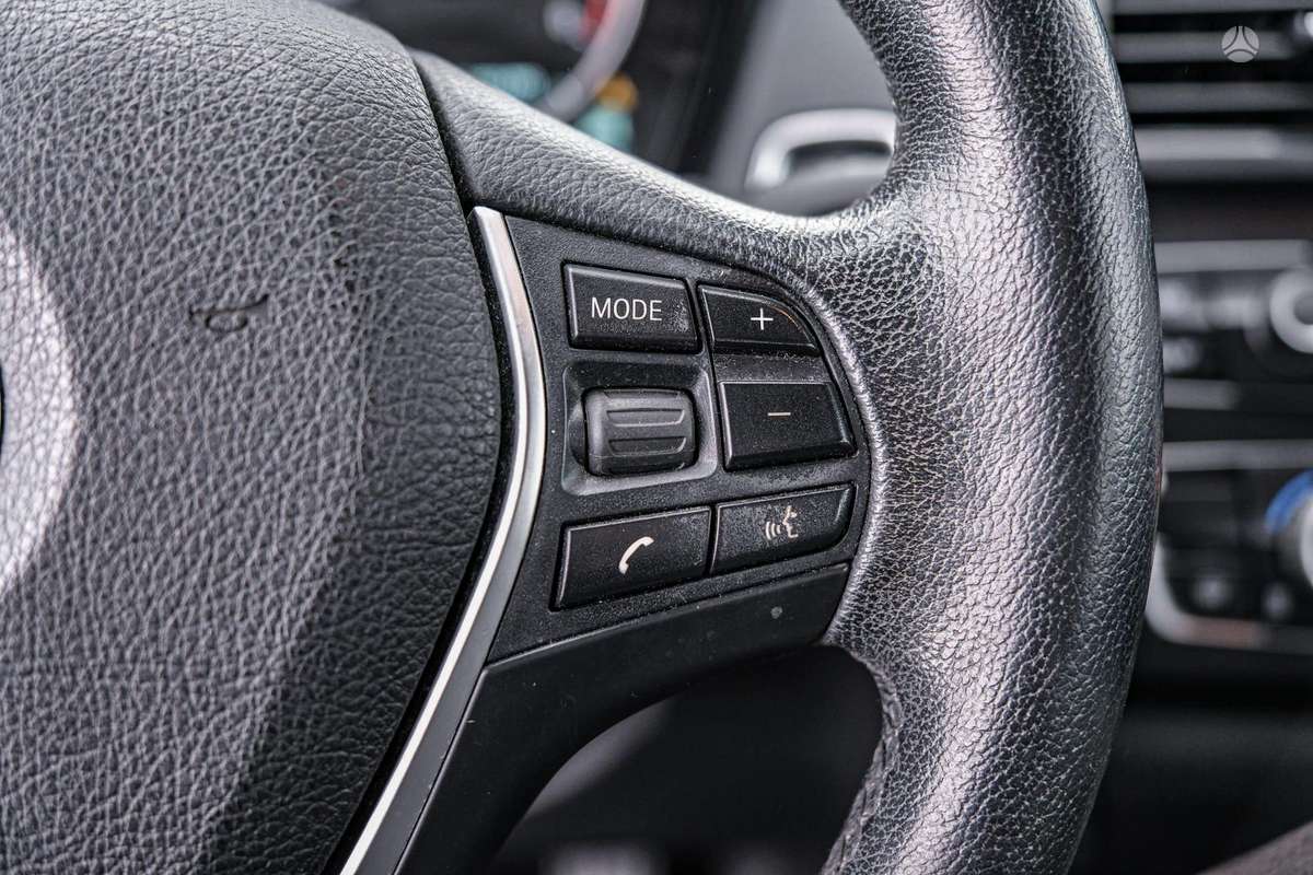 BMW 116, 1.6 l., Хэтчбек