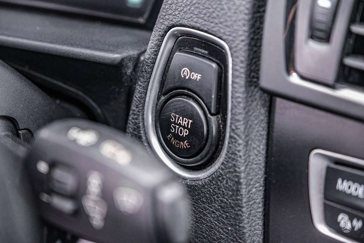 BMW 116, 1.6 l., hatchback
