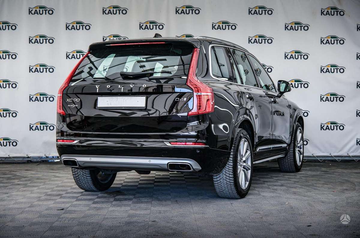 Volvo XC90 - 3