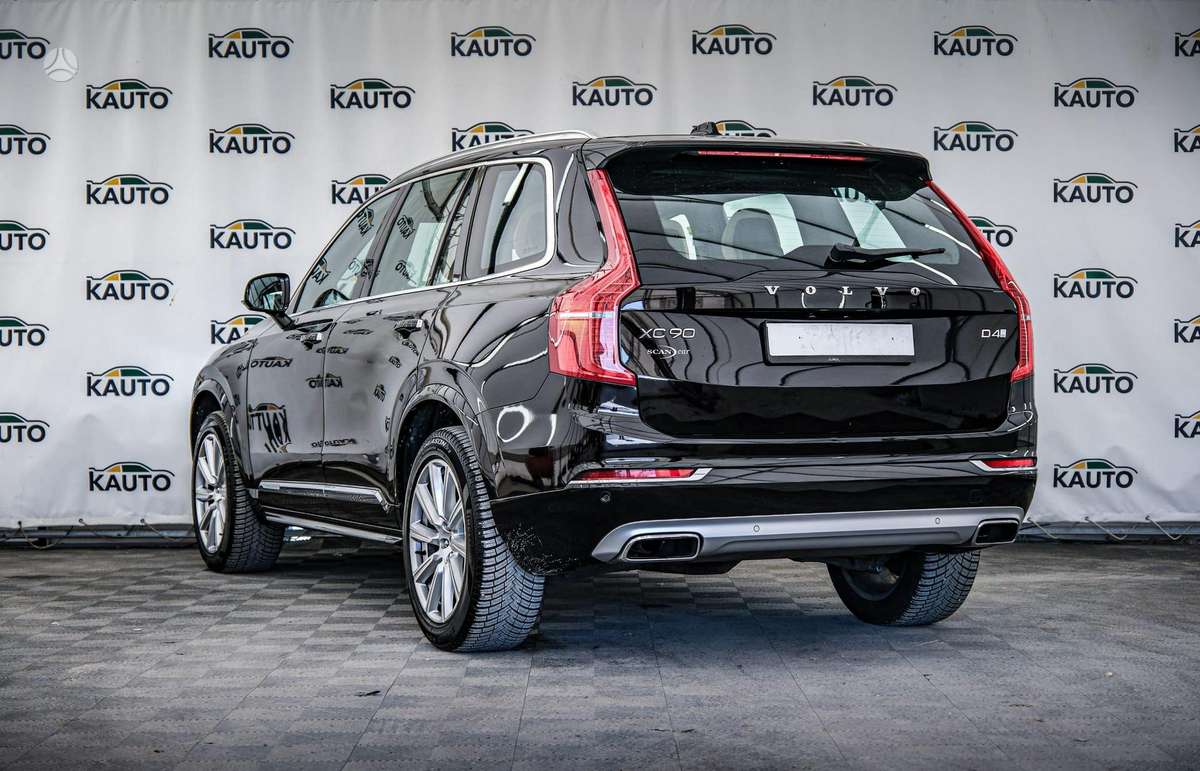 Volvo XC90 - 4