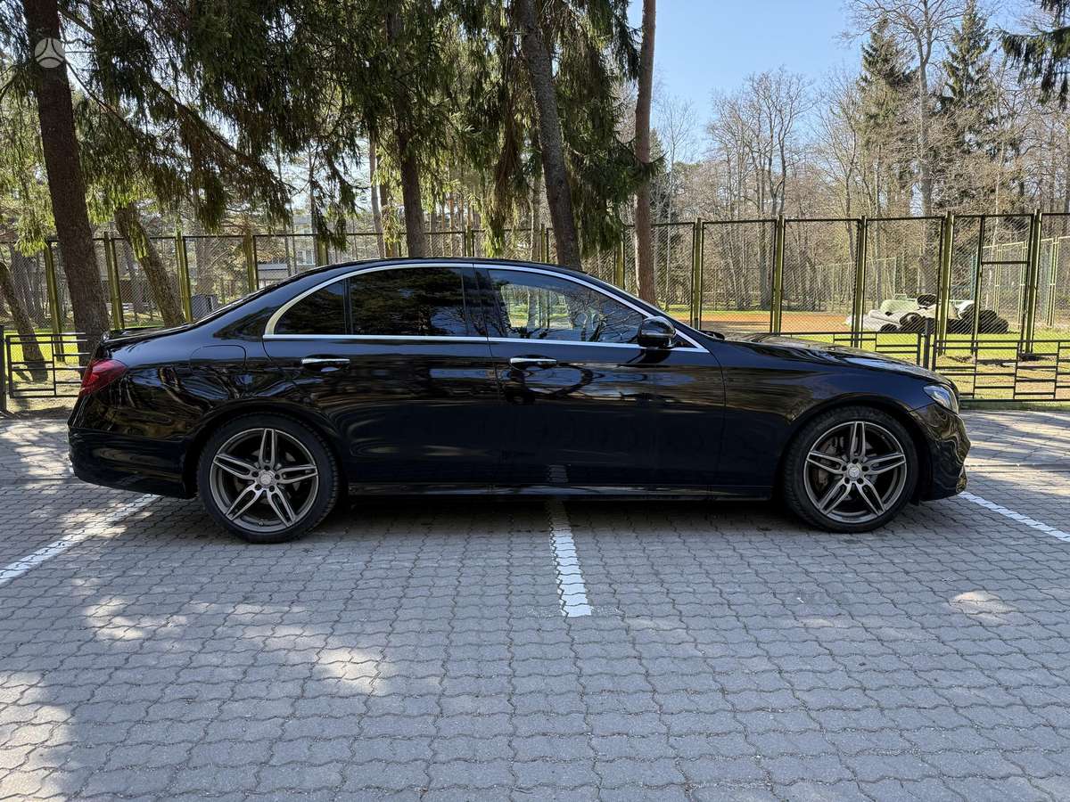 Mercedes-Benz E220, 2.0 l., Седан