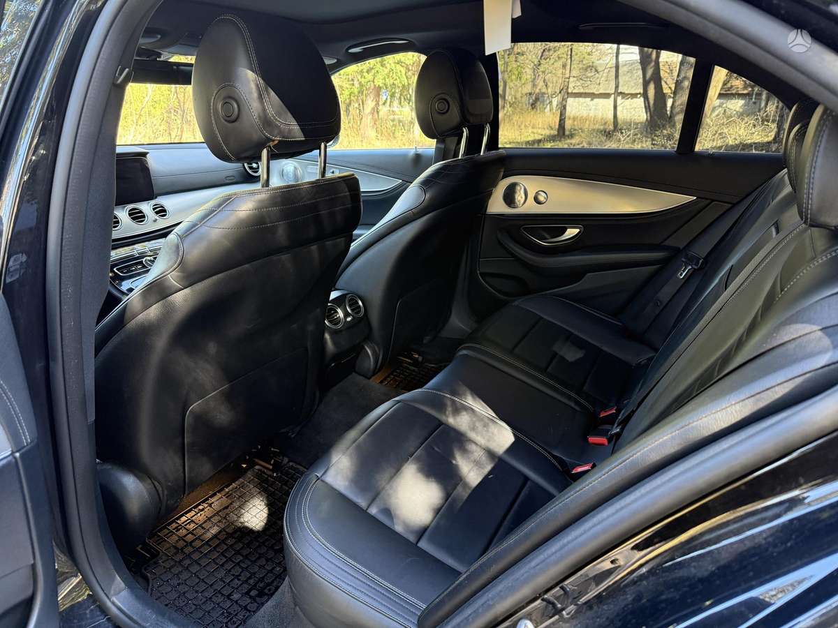 Mercedes-Benz E220, 2.0 l., Седан