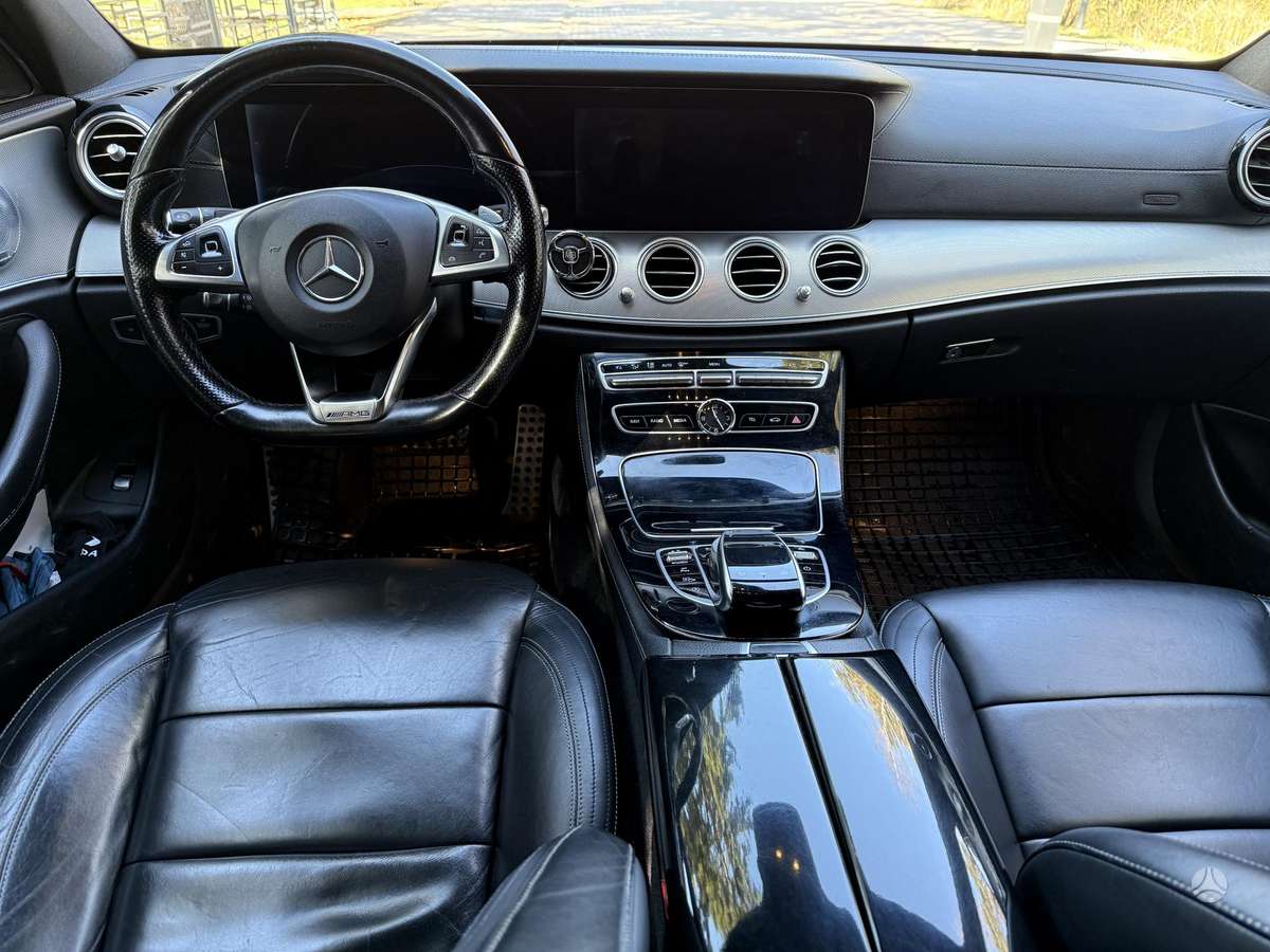 Mercedes-Benz E220, 2.0 l., Седан