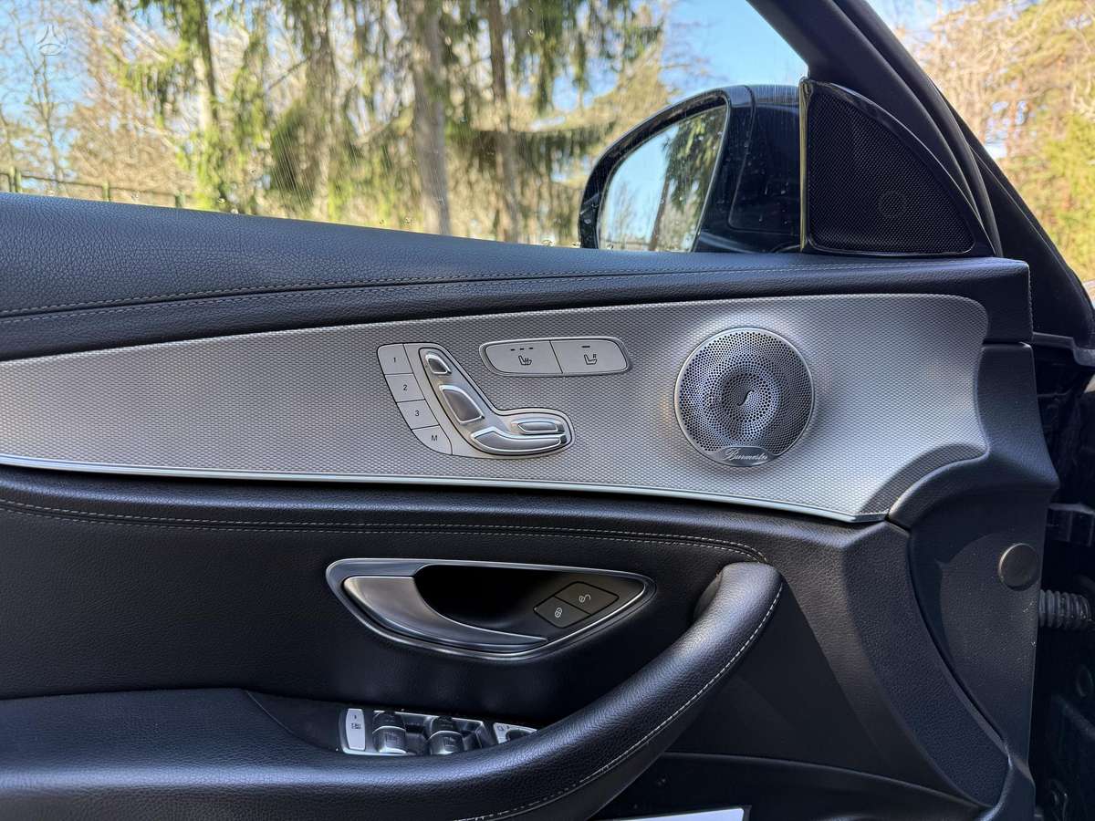 Mercedes-Benz E220, 2.0 l., Седан