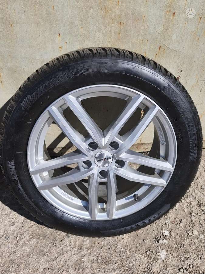 Seat Ateca dalimis