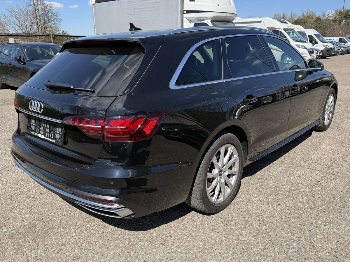 Audi A4, 2.0 l., Универсал