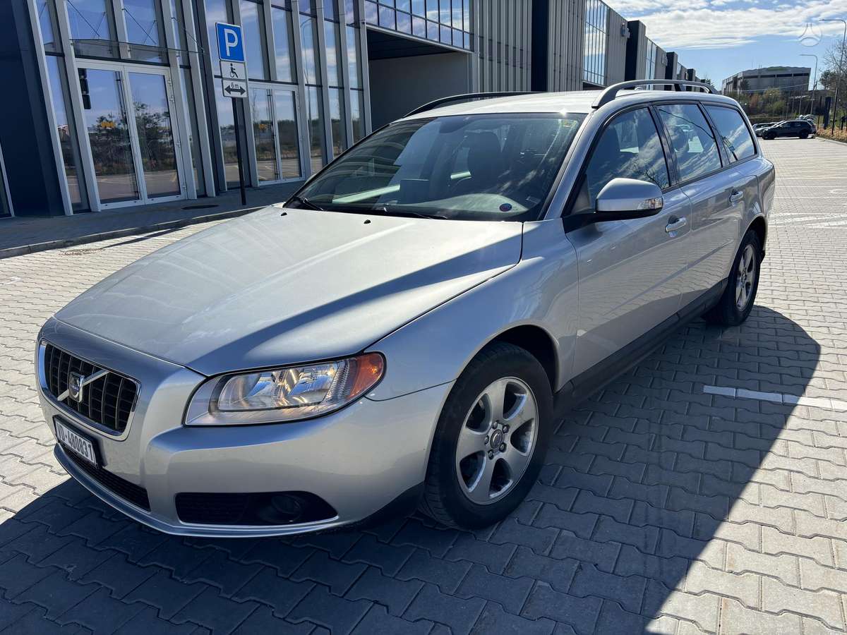 Volvo V70, 2008