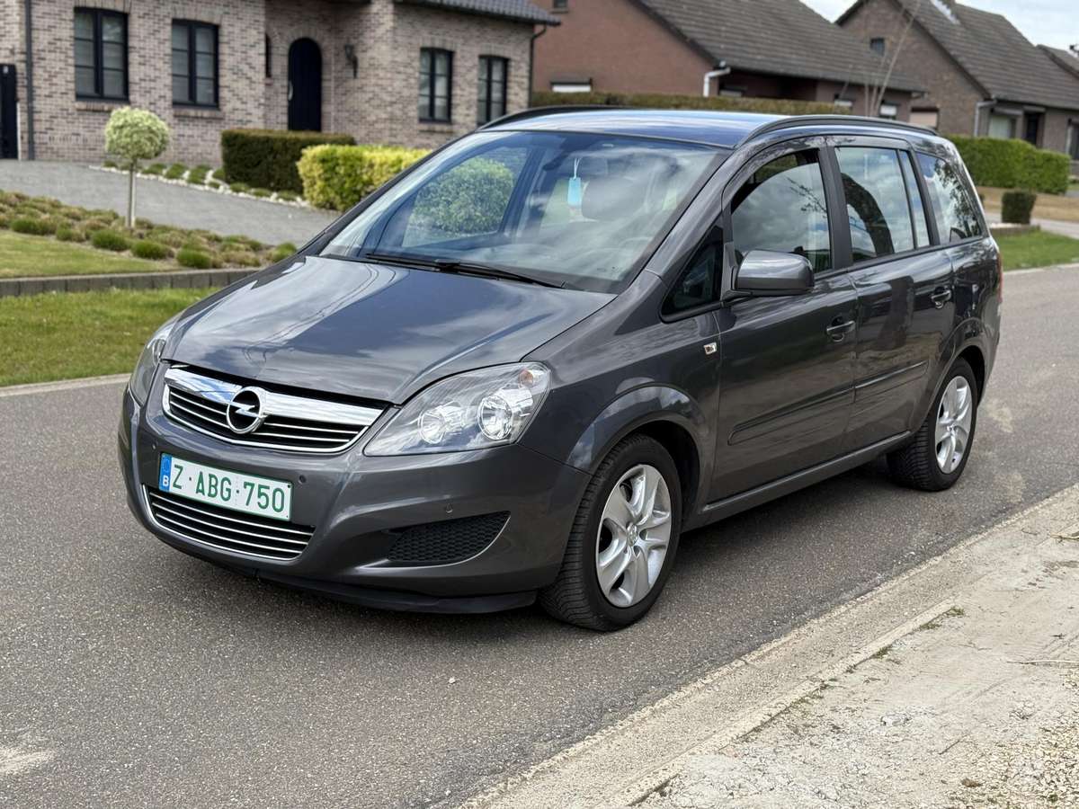 Opel Zafira, 2012