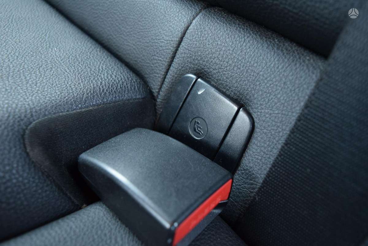 BMW 118, 2.0 l., Хэтчбек