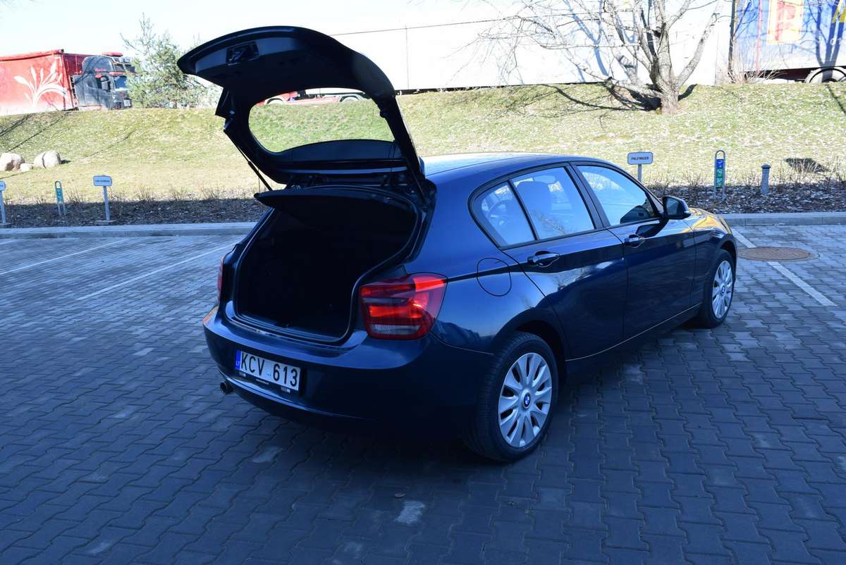 BMW 118, 2.0 l., Хэтчбек