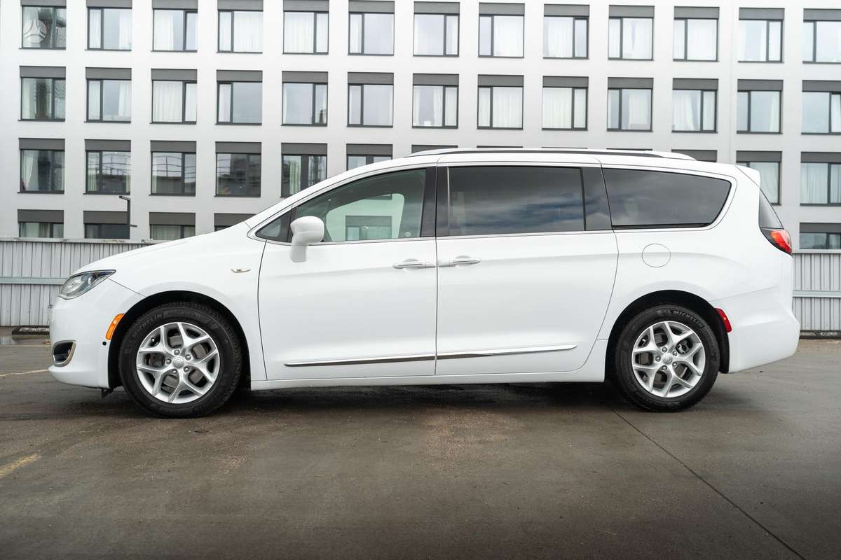 Chrysler Pacifica, 3.6 l., mpv / minivan