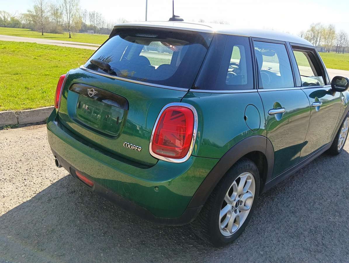 Mini Cooper, 1.5 l., Хэтчбек