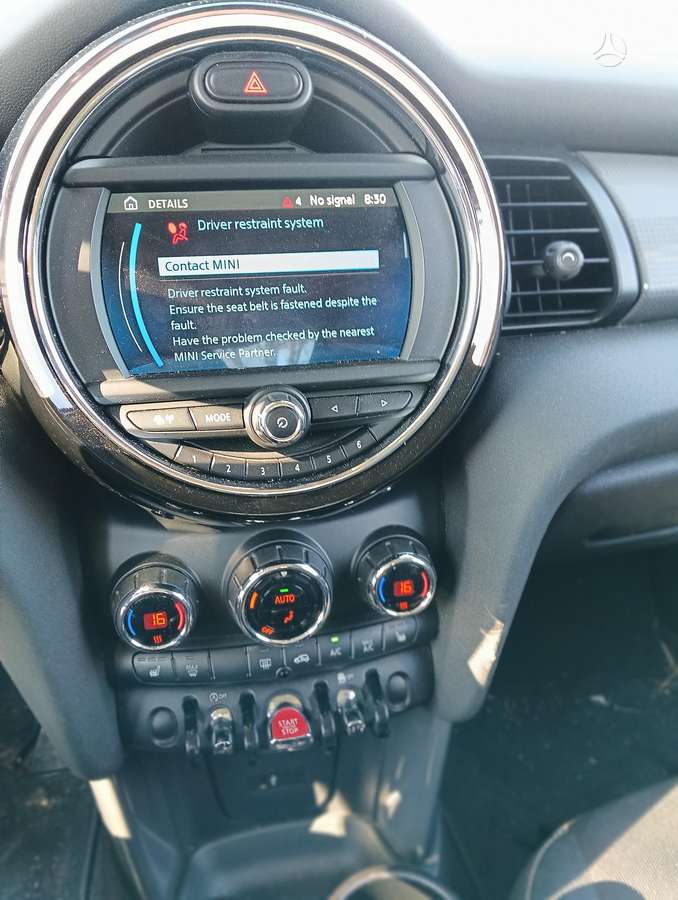 Mini Cooper, 1.5 l., hatchback