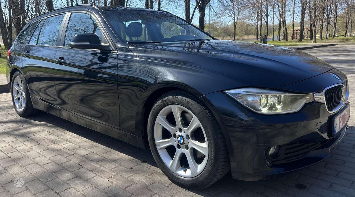 BMW 320, 2013