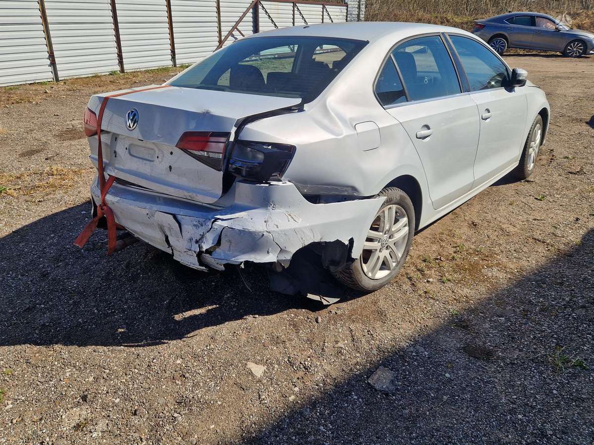 Volkswagen Jetta rezerves daļās