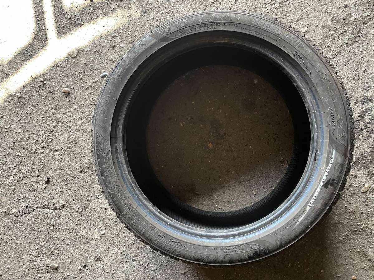 Semperit SPEED-GRIP 5, зимние 245/40 R18