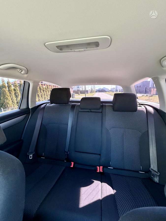 Volkswagen Passat, 1.6 l., Универсал